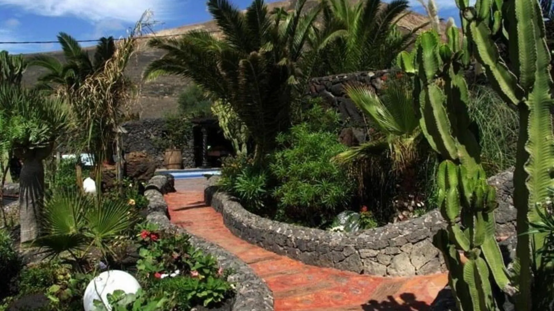 Casa De Niro Villa Tias